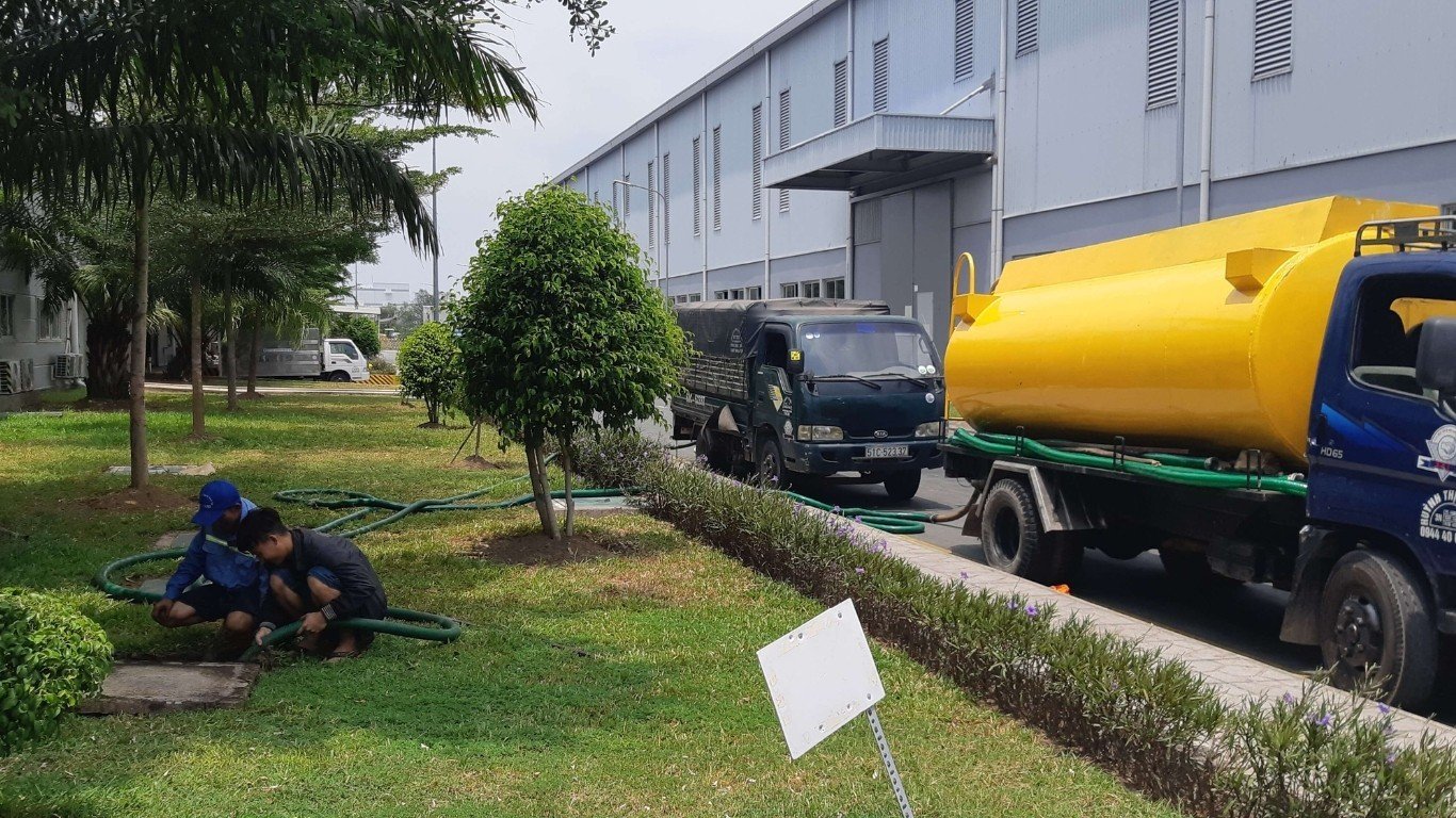 hút hầm cầu huyện đức phổ hút hầm cầu huyện Đức Phổ