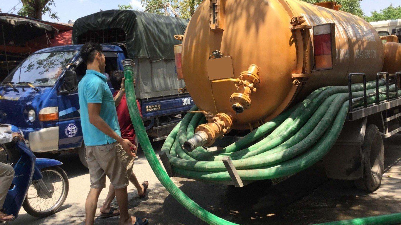 hút hầm cầu giá rẻ huyện sơn tịnh